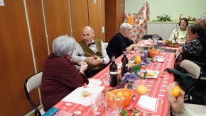 Mar. 3 dicembre 2019 - Panettonata con taiada